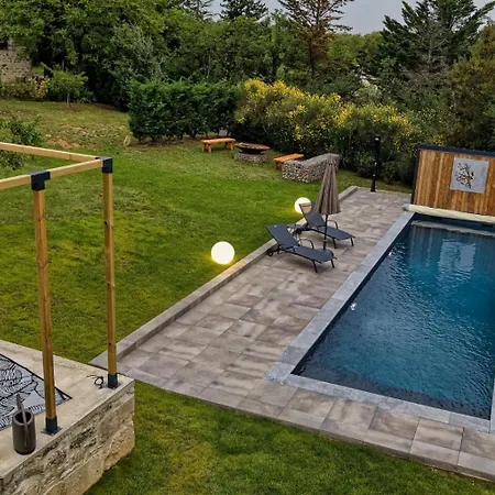 Les Mesanges Guest house 3*